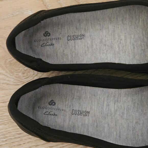 Clarks Cloud Steppers Ladies Slip On Shoes Size US 6.5M Black Cushion Soft - Picture 6 of 9